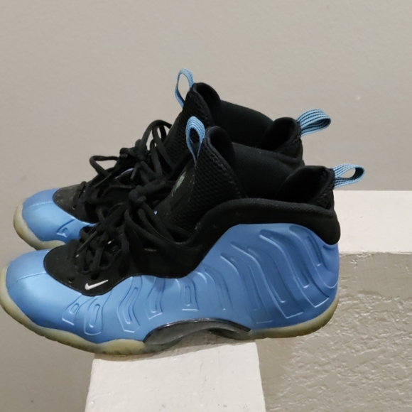 Nike Air Foamposites/ Little Posites' UNC Blue & Metallic Gold - Picture 6 of 9